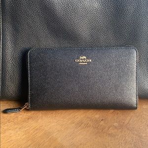 Coach long wallet